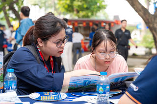 Dự báo điểm chuẩn giảm, thí sinh lưu ý sắp xếp nguyện vọng xét tuyển đại học