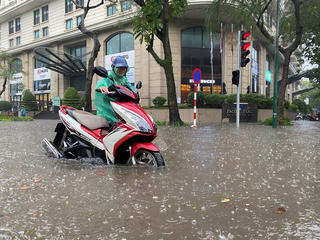 Miền Bắc có mưa dông, đề phòng thời tiết nguy hiểm trên biển