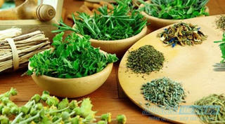 Đắp thuốc nam điều trị ung thư vú: Tiền mất tật mang