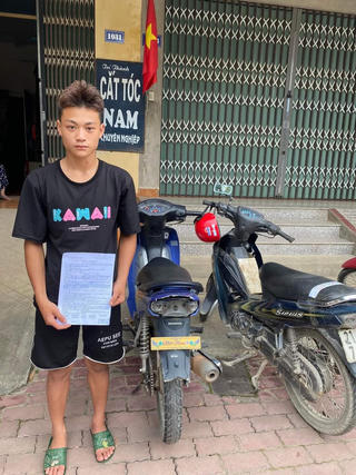 Xử lý thanh niên bỏ chạy 3 km, bốc đầu xe thách thức công an