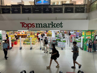 Hà Nội: Chợ, cửa hàng tiện lợi sẽ không cung cấp miễn phí túi ni lông