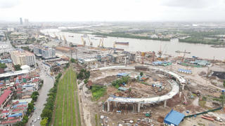 Dự án cầu Nguyễn Trãi: Cán bộ, công nhân làm việc 3 ca 4 kíp, quyết tâm về đích sớm