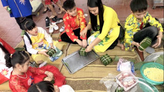 Bài tập Tết khiến học sinh thích thú