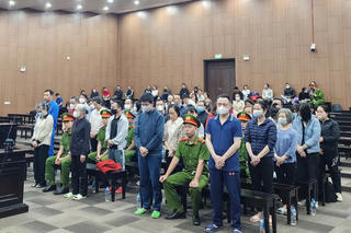 Xét xử vụ mua bán hóa đơn thất thoát hơn 743 tỷ đồng: 'Ông trùm' viết đơn cam kết về Việt Nam thi hành án