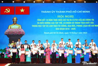 TP Hồ Chí Minh tổng kết 10 năm thực hiện Chỉ thị 05-CT/TW của Bộ Chính trị