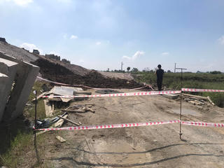 Nguyên nhân ban đầu vụ sập tấm bê tông đè hai công nhân tử vong