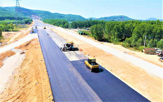 Đẩy nhanh tiến độ cao tốc Quảng Ngãi - Hoài Nhơn
