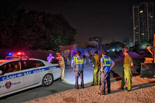 Hà Nội: Tài xế chở quá tải tăng ga bỏ chạy bị xử phạt gần 70 triệu đồng