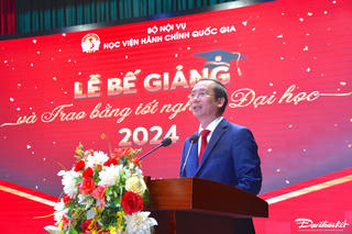 Lời nhắn nhủ tâm huyết của Giám đốc Học viện Hành chính Quốc gia cho tân cử nhân