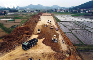 Chặn thông thầu, chung chi, gửi giá