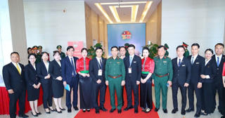Đại tướng Phan Văn Giang làm việc với Ban Thường vụ Tỉnh ủy Sơn La