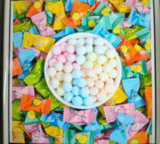 Quảng Ninh: Hơn 20 học sinh nghi ngộ độc sau khi ăn kẹo ‘lạ’ ở cổng trường