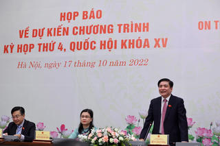 Tăng lương cơ sở dựa trên nhiều yếu tố
