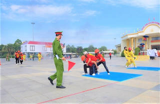 Quảng Nam: 18 đội tranh tài thi tổ liên gia an toàn phòng cháy chữa cháy