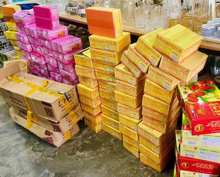 Đà Nẵng: Tạm giữ 1.800 bánh trung thu nhập lậu