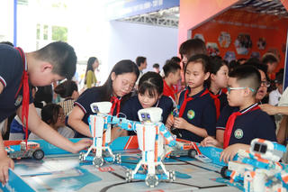 Hàng nghìn sản phẩm STEM ra mắt tại Ngày hội Công nghệ thông tin Hà Nội