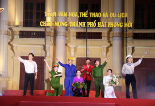 Đặc sắc chương trình nghệ thuật 'Hải Phòng chào ngày mới'