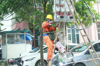 Bớt nỗi lo thiếu điện