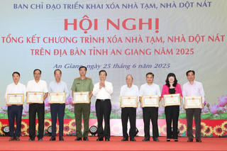 An Giang xoá hơn 3.100 nhà tạm, nhà dột nát