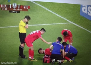 Sau chấn thương, tiền đạo Xuân Son rời xa sân cỏ trong nhiều tháng