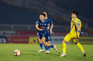 Vòng 17 V-League: Tìm đường thoát play-off