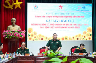 Vinh danh các tác phẩm viết về ‘Bảo vệ nền tảng tư tưởng của Đảng trong tình hình mới’