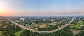 Ngắm cao tốc Bùng - Vạn Ninh trước ngày khai thác