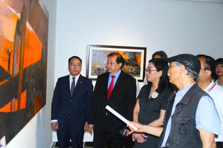 Triển lãm Mỹ thuật kỷ niệm 50 năm Ngày thống nhất đất nước