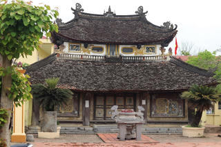 [Ảnh]: Kiến trúc độc đáo của nghè cổ hơn 400 năm tuổi, là nơi thờ 18 vị Tiến sĩ