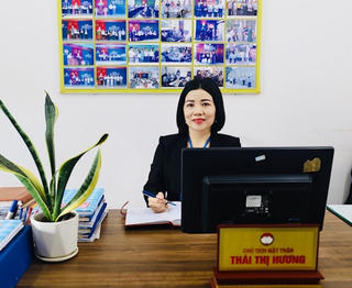 Nữ Chủ tịch Mặt trận phường năng động                                                                                      