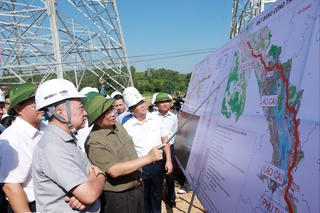 Thủ tướng kiểm tra tiến độ thi công Dự án Đường dây 500kV Lào Cai-Vĩnh Yên