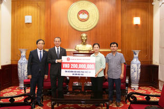 Ấm tình dân tộc, nghĩa đồng bào