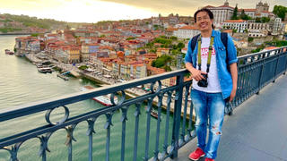 Phía sau thành công của chồng con, là sự thương yêu của người mẹ