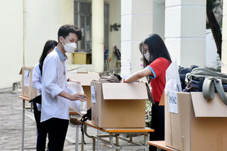 Thí sinh vượt bốn môn thi tốt nghiệp THPT trong ngày cuối 