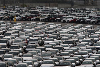 Kinh tế toàn cầu nửa cuối năm 2025 có yên ắng?