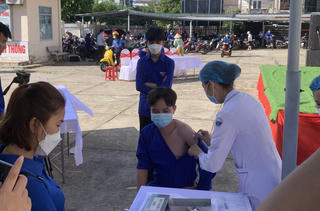 Quảng Nam: Phát động chiến dịch tiêm chủng vaccine phòng Covid-19