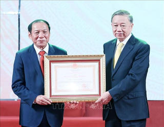 Tổng Bí thư: Văn hóa phải bồi đắp bản lĩnh, hình thành năng lực mềm quốc gia