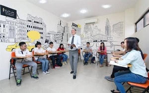 'Siết' thi cấp chứng chỉ năng lực ngoại ngữ của nước ngoài