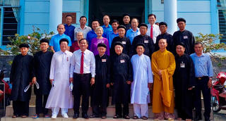 An Giang: Thăm, chúc mừng Ban Trị sự Trung ương Giáo hội Phật giáo Hòa Hảo