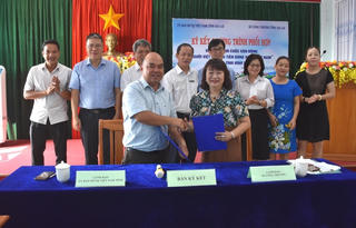 Gia Lai: Ký kết chương trình ‘Người Việt Nam ưu tiên dùng hàng Việt Nam’