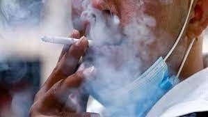 Gần 40% nam giới trên 15 tuổi tại Việt Nam hút thuốc