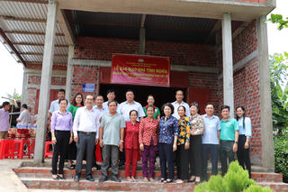 Mặt trận TP HCM trao nhà tình thương tại Bến Tre