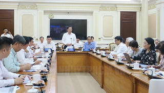 TP Hồ Chí Minh: Hội đồng tư vấn họp phiên đầu tiên