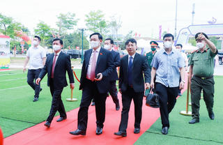 Chủ tịch Quốc hội Vương Đình Huệ dự lễ công bố huyện đạt chuẩn Nông thôn mới