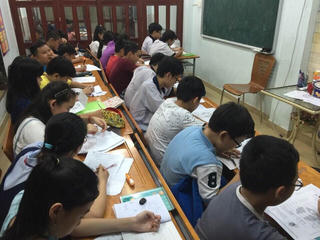 Để học thêm không phải là ép buộc