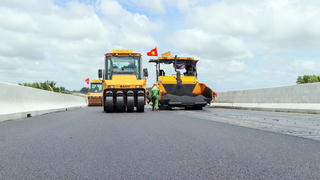 Tăng tốc nhiều dự án giao thông trọng điểm ở miền Tây