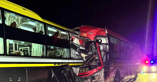 Xe khách đâm nhau trên cao tốc Vĩnh Hảo-Phan Thiết: 3 người chết, nhiều người bị thương