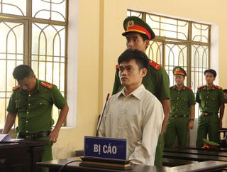 Quảng Nam: Chém người thương tích, người đàn ông lĩnh án 8 năm tù