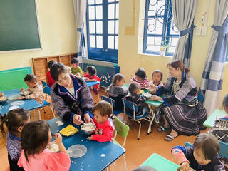 Đề xuất mức phụ cấp mới: Để giáo viên yên tâm bám trụ với nghề