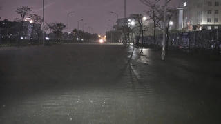 Huế: Mưa lớn, nhiều tuyến đường ngập sâu